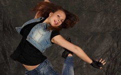 狂野女孩之寻找美国最热辣女孩